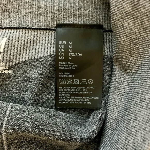 🌸 3 for $15 🌸 H&M Sports Seamless Sculpting Leggings - Picture 7 of 7